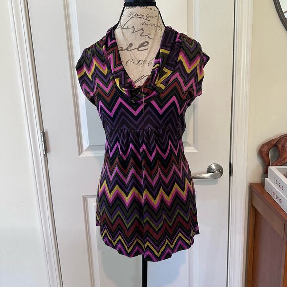 Trina Turk Women's sz L Zig Zag Print Sleeveless Top 100% Silk Y2K Fall Classic - Picture 8 of 9